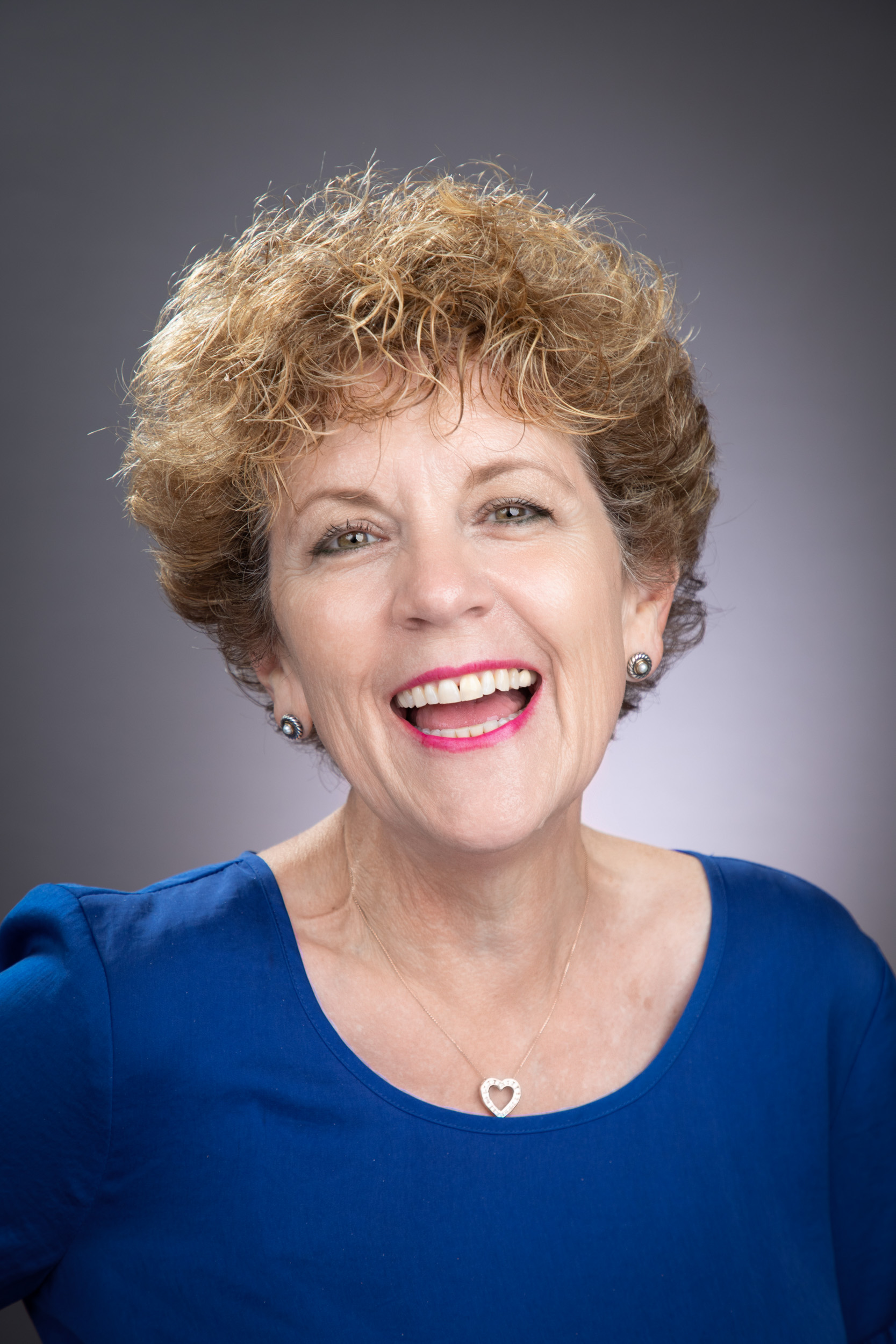 CindyChambersHeadshot